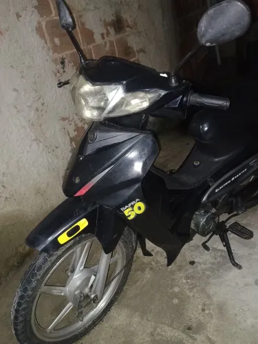 Vendo ou troco Zig 50 Dafra 2013 