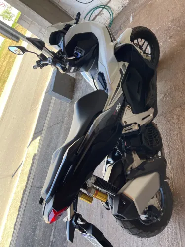Vendo Honda ADV