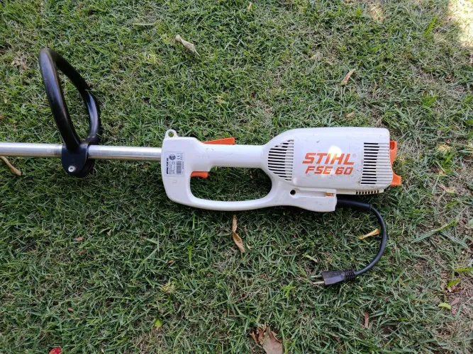 Roçadeira Elétrica Stihl FSC 60