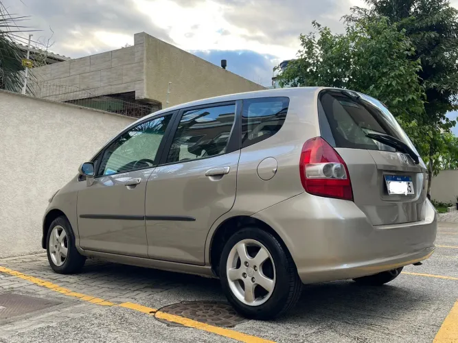 Honda Fit LXL 1.4/ 1.4 Flex 8v/16v 5P Aut. 2004