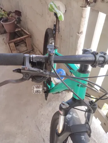Bike aro 29 toda Shimano e revisada
