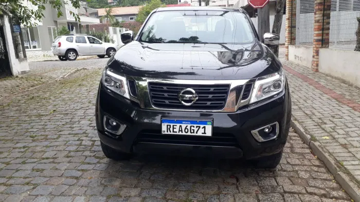 Nissan Frontier XE CD 4X4 2.3 Bi-TB Diesel Aut. 2021