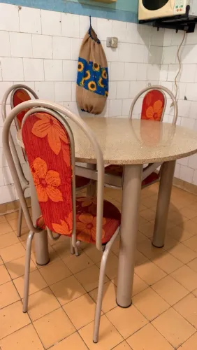 Mesa 4 cadeiras