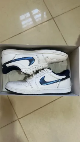 Air Jordan 1 Low '85 Metallic Blue