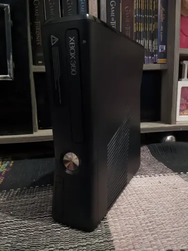 Xbox 360 Slim (Com Defeito) Liga mas não dá imagem !!!