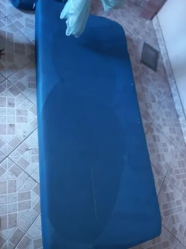 Cama e colchão solteiro