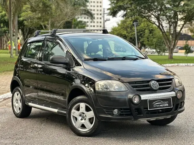Volkswagen Crossfox 1.6 MI Total Flex 8V 5P 2010
