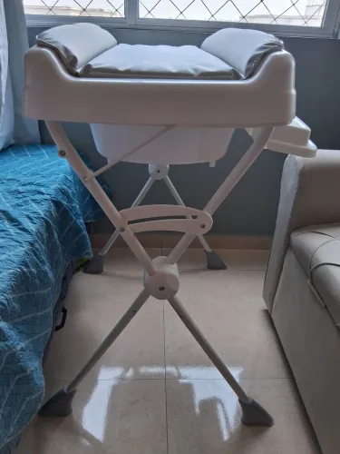 Banheira de bebê com trocador