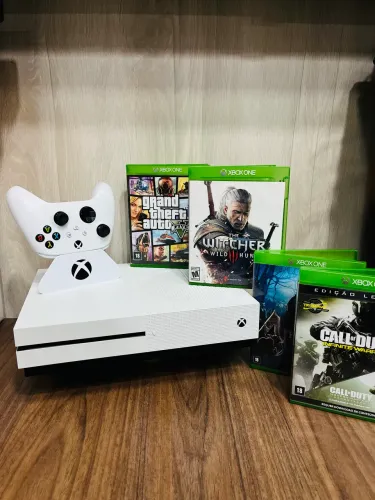 Xbox One S Com Jogo Completo | Loja Física | Entregamos