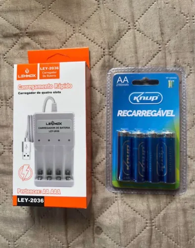 kit Pilhas recarregáveis e carregador