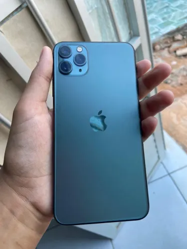 IPHONE 11 PRO MAX 64GB BATERIA 100%, SEM UM ARANHÃO