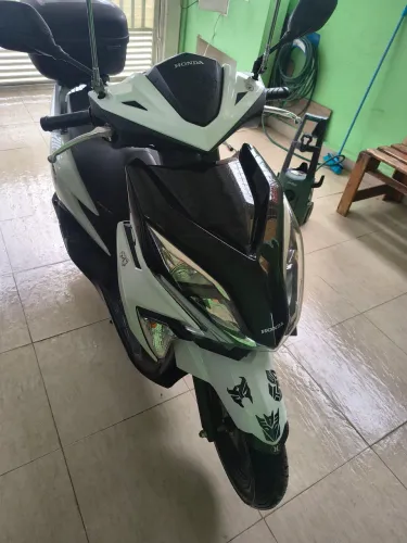 Elite 125
