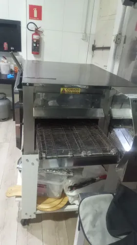 Vende se ou troca por automóvel equipamentos pizzaria 