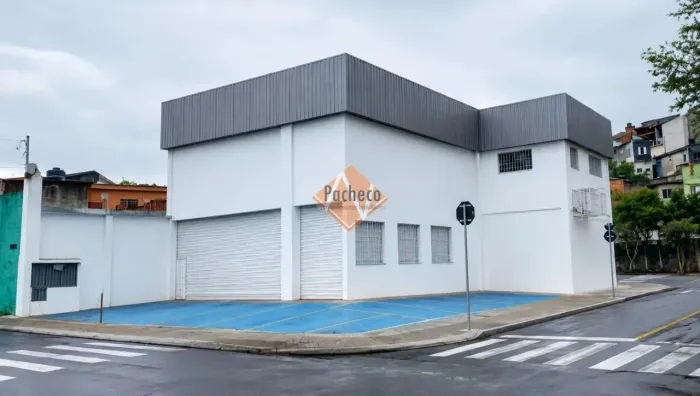 Prédio Comercial na Cidade Líder, 03 salas, 10 vagas, 644m², R$ 4.200.000,00.