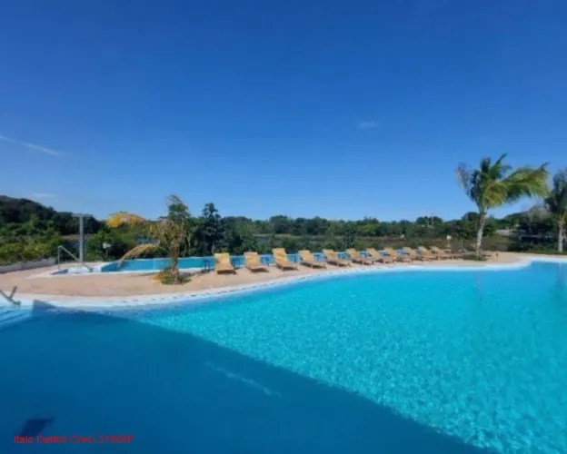 Excelente terreno em condomínio fechado, 594m², tota infra, Praia do Forte, Mata de São Jo