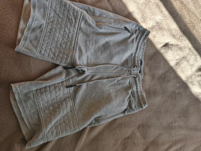 Short cinza tamanho p