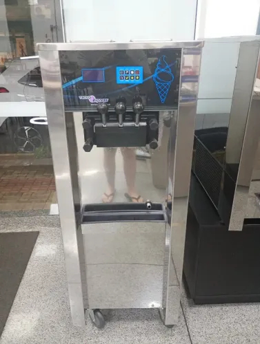 Máquina de sorvete expresso (Nova)