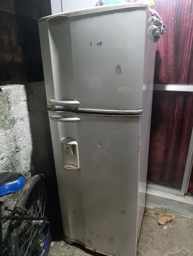 Geladeiras usadas 