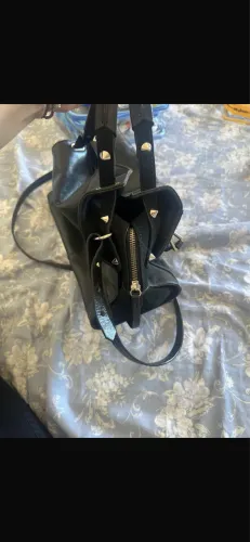 Bolsa shutz como nova