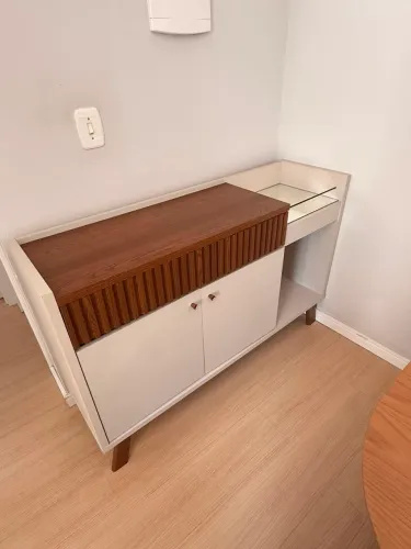 VENDO APARADOR COM MINI BAR