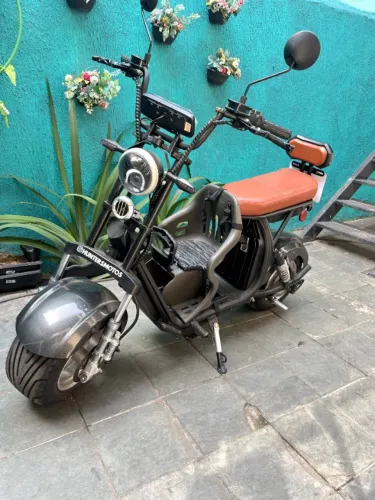 Scooter Elétrica X11 1000W Autopropelido + Acessórios (cadeirinha, capa e cadeado)