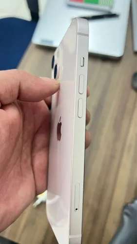 iPhone 13 - rose - 128gb