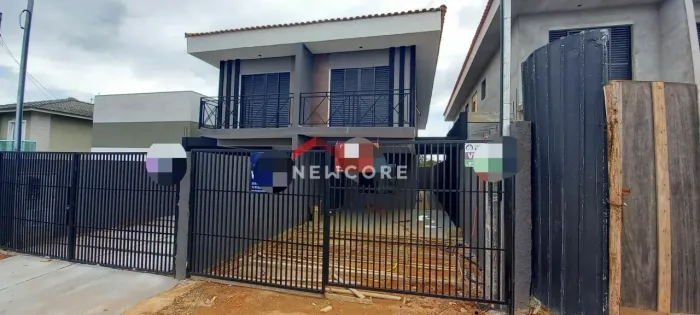 Casa em Rua Gerbera - Aguassaí (Caucaia do Alto) - Cotia/SP