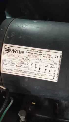 Motor elétrico trifásico 3CV