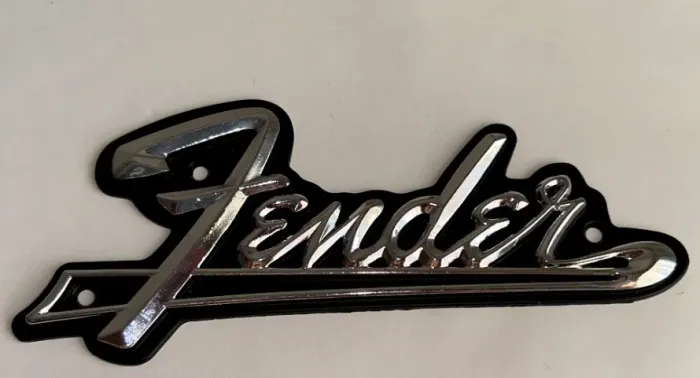 Logotipo genuíno do amplificador Fender Blackface em metal.