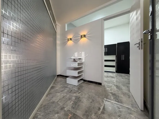 Sala mobiliada para locação no Centro, próxima ao Novo Fórum.