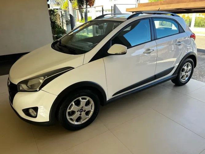 Hyundai HB20X Style 1.6 Flex 16V Mec. 2015