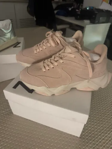 Tênis feminino Schutz 