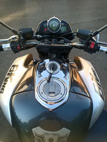 Vendo Suzuki b-king 1340