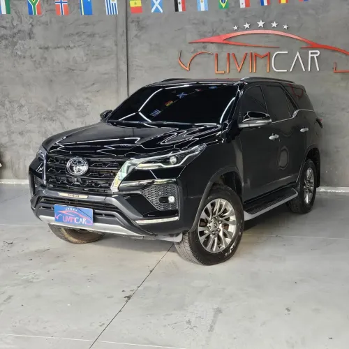 Toyota Hilux SW4 SRX 4X4 2.8 TDI 16V Dies. Aut. 2022