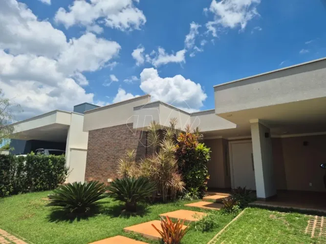 Venda de Casas / Condomínio na cidade de Araraquara
