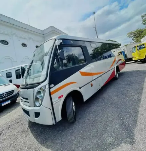 Micro onibus caio foz