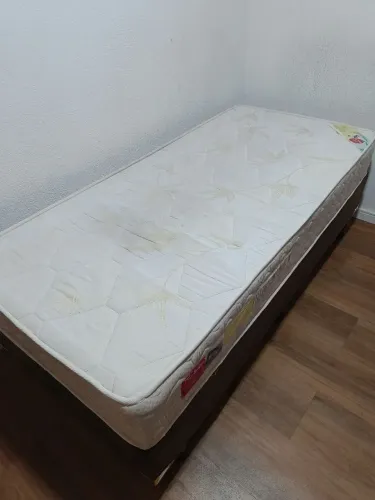 Vendo cama box solteiro + colchão semi ortopédico orthocrin