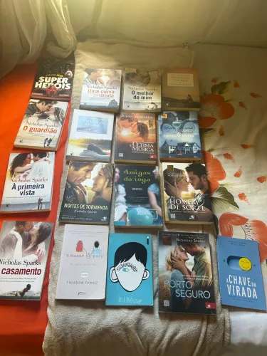 Vendo esses livros 