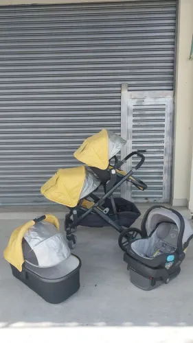 Carrinho de gemeos uppababy vista
