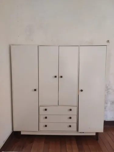 Doação Guarda Roupa