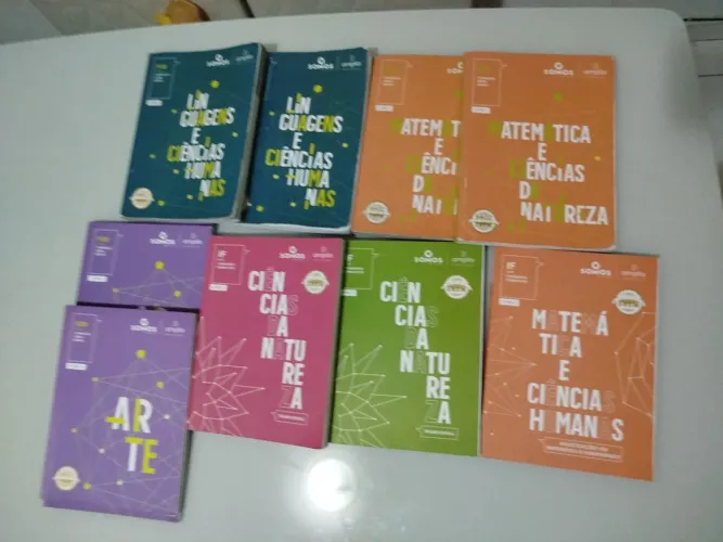 Vendo livros somos unidade