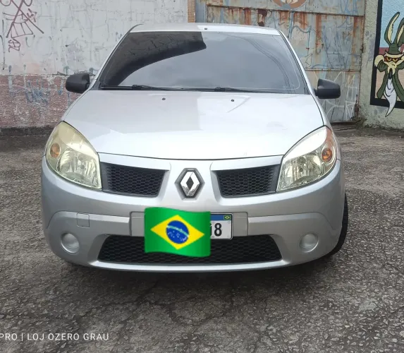 Renault Sandero Authentique Hi-flex 1.0 16V 5P 2011