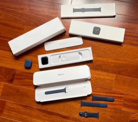 Apple Watch Series 6 GPS 40 mm - Caixa de Alumínio Azul - Completo na Caixa