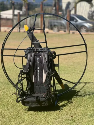 Paramotor polini thor 200