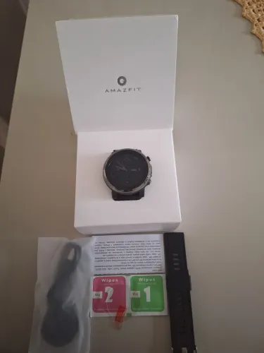 Relogio smartwatch Amazfit stratos 3 preto com gps integrado