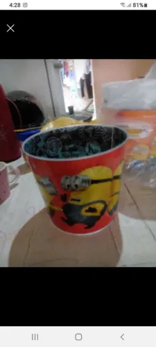 Vendo copos e baldes para pipoca novos nunca foram usados.