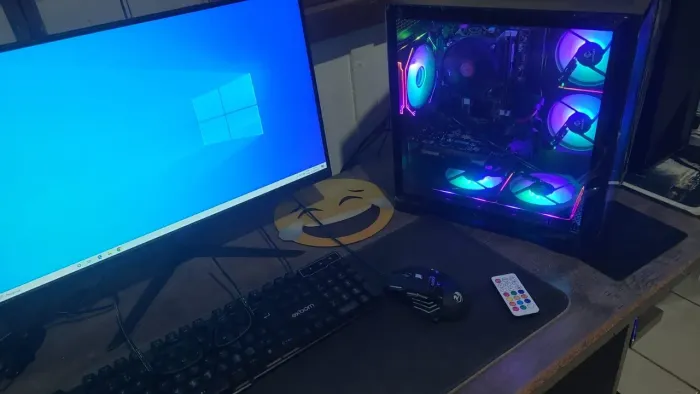 PC Gamer Completo Aquário - 7 Fans RGB, 16GB RAM, RX 550 + Monitor 144Hz