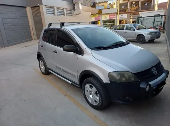 Volkswagen Crossfox 1.6 MI Total Flex 8V 5P 2010