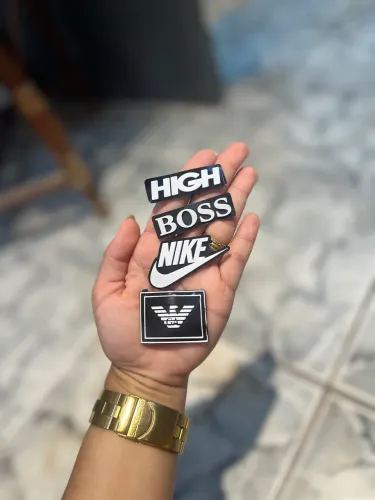 Vendo forno e placas para Tag emborrachado. 
