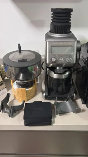 Kit Café Especial: Moedor Tramontina Breville 220V + Balança SearchPean Tiny 2S (ECS2206)